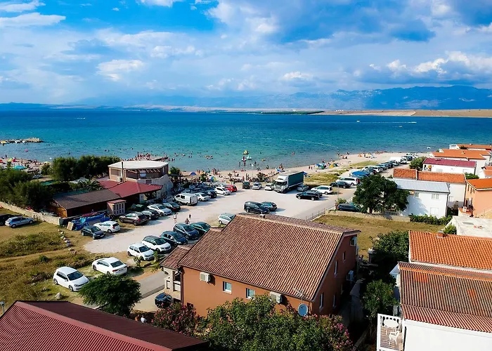 Apartament Larus *