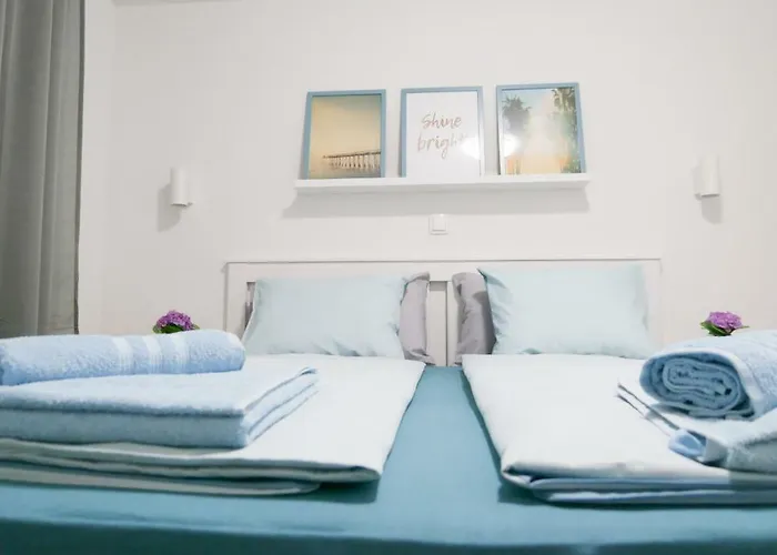 Apartament Larus *