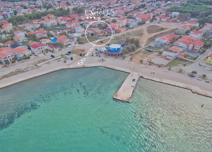 Larus Appartement Vir